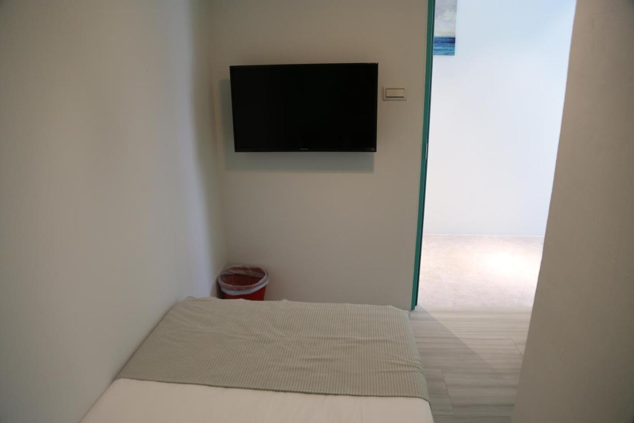 TG Hostel - stay together Taichung Buitenkant foto